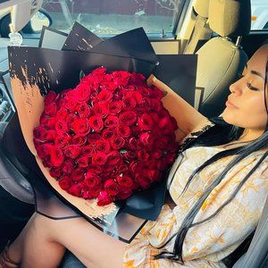 Meet your Posher, Aurora